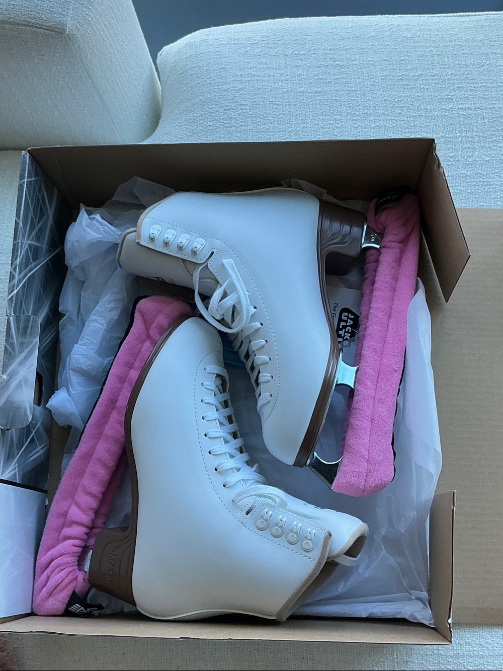 JACKSON White Figure Ice Skates with Pink Blade Covers